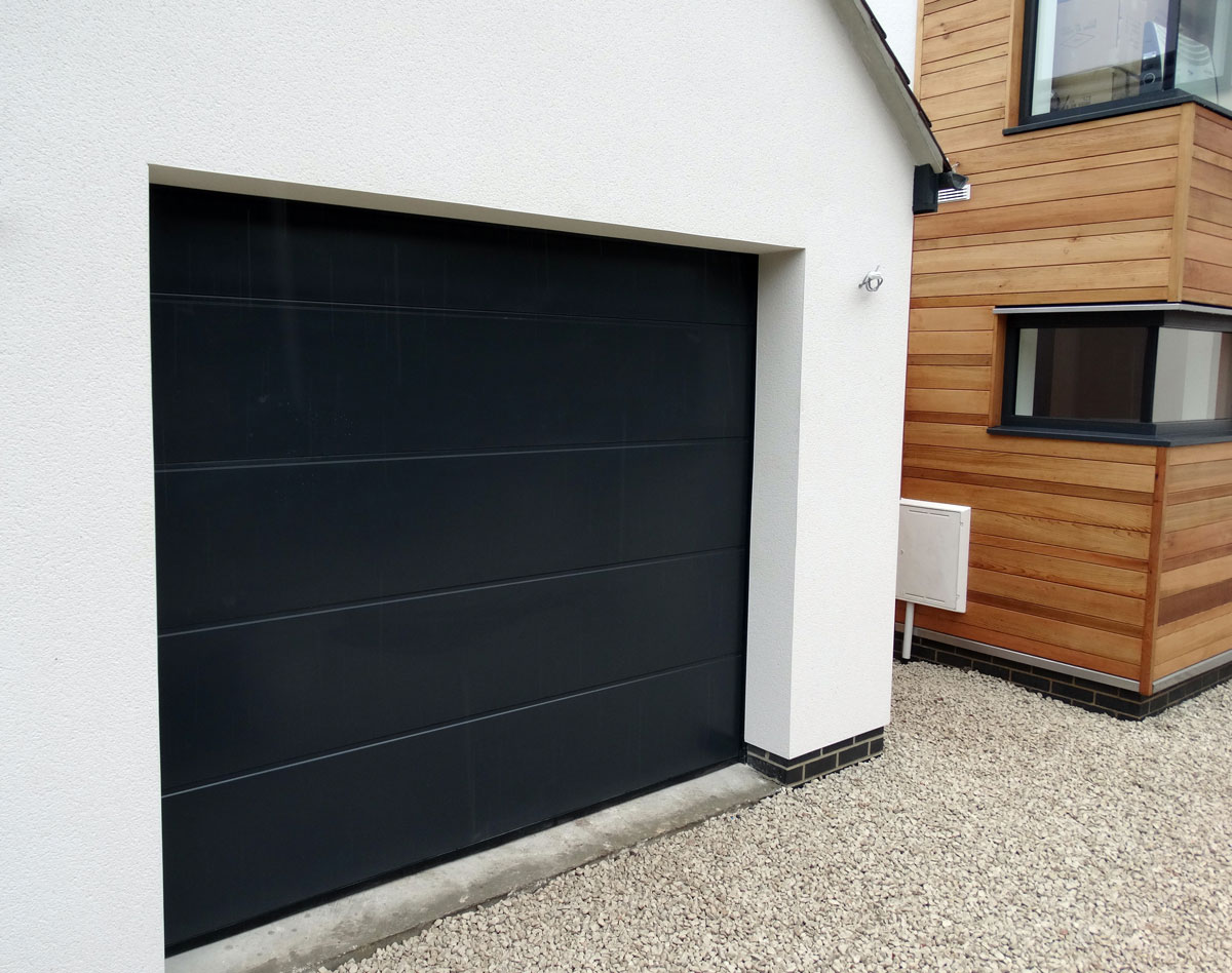Garage doors ALUTECH