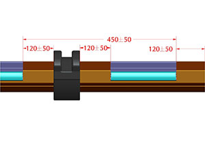 Профили фиксирующие AEG77F установить на вал RT70x1,2 с шагом 450±50 мм, на  расстоянии  120±50 мм от дистанционного кольца  и краев вала